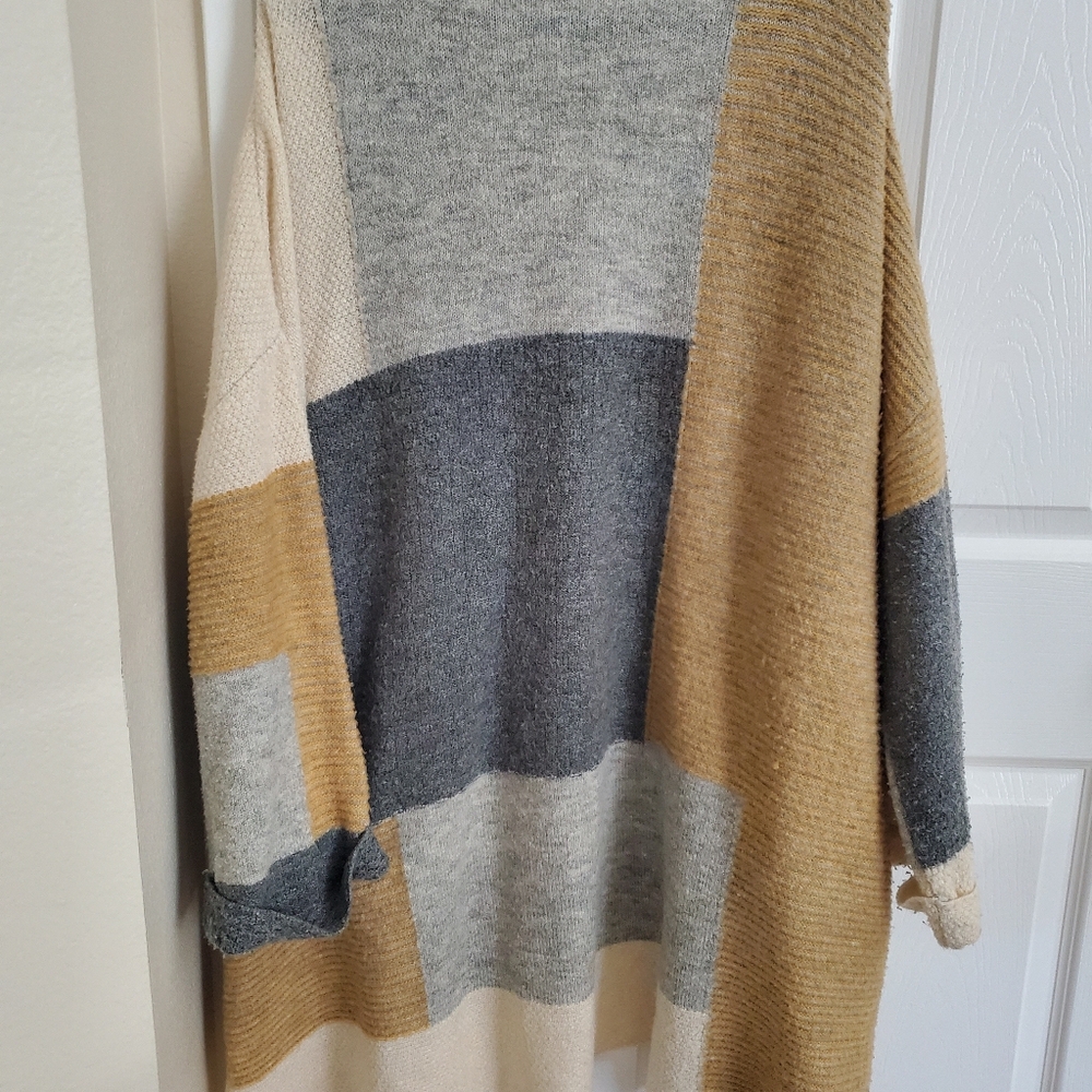 Y2K Colorblock Cardigan - Picture 5 of 13